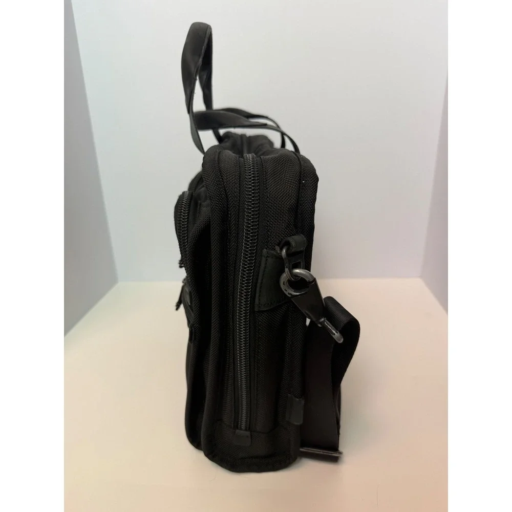 Tumi Alpha 2 Slim Deluxe Portfolio Black Ballistic Nylon Briefcase Laptop Bag